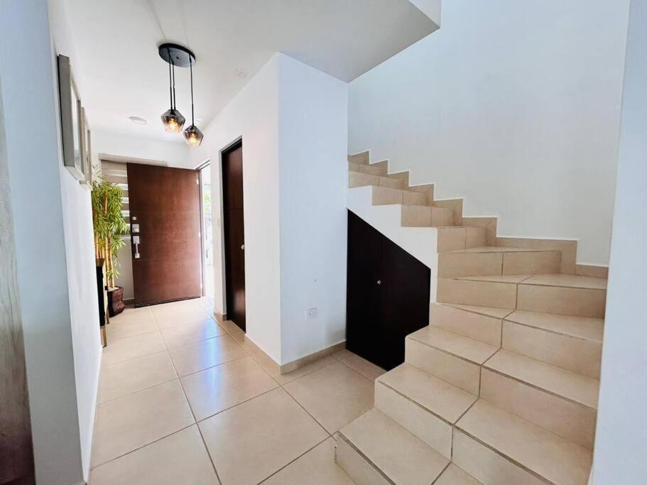 Hermosa Casa A 2 Min De La Playa By Partnerhost La Florida Екстериор снимка